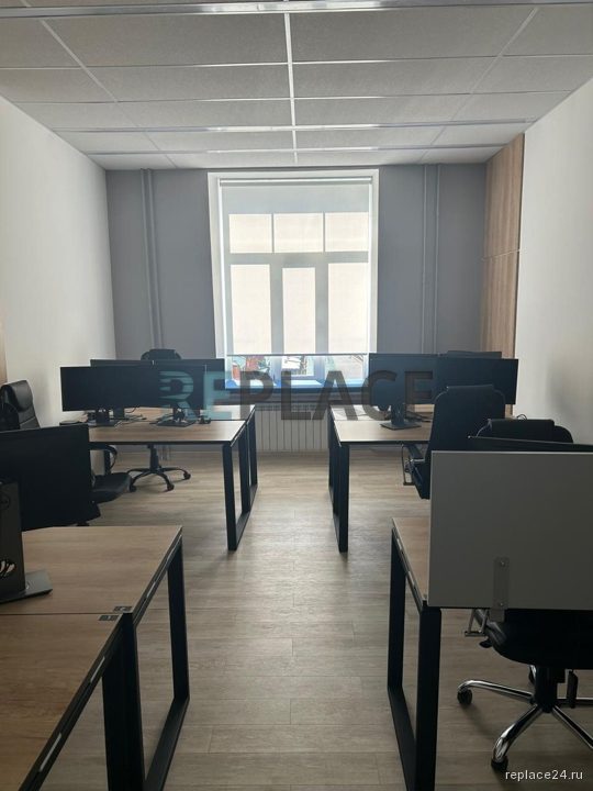 Офис класса B, 550 м²