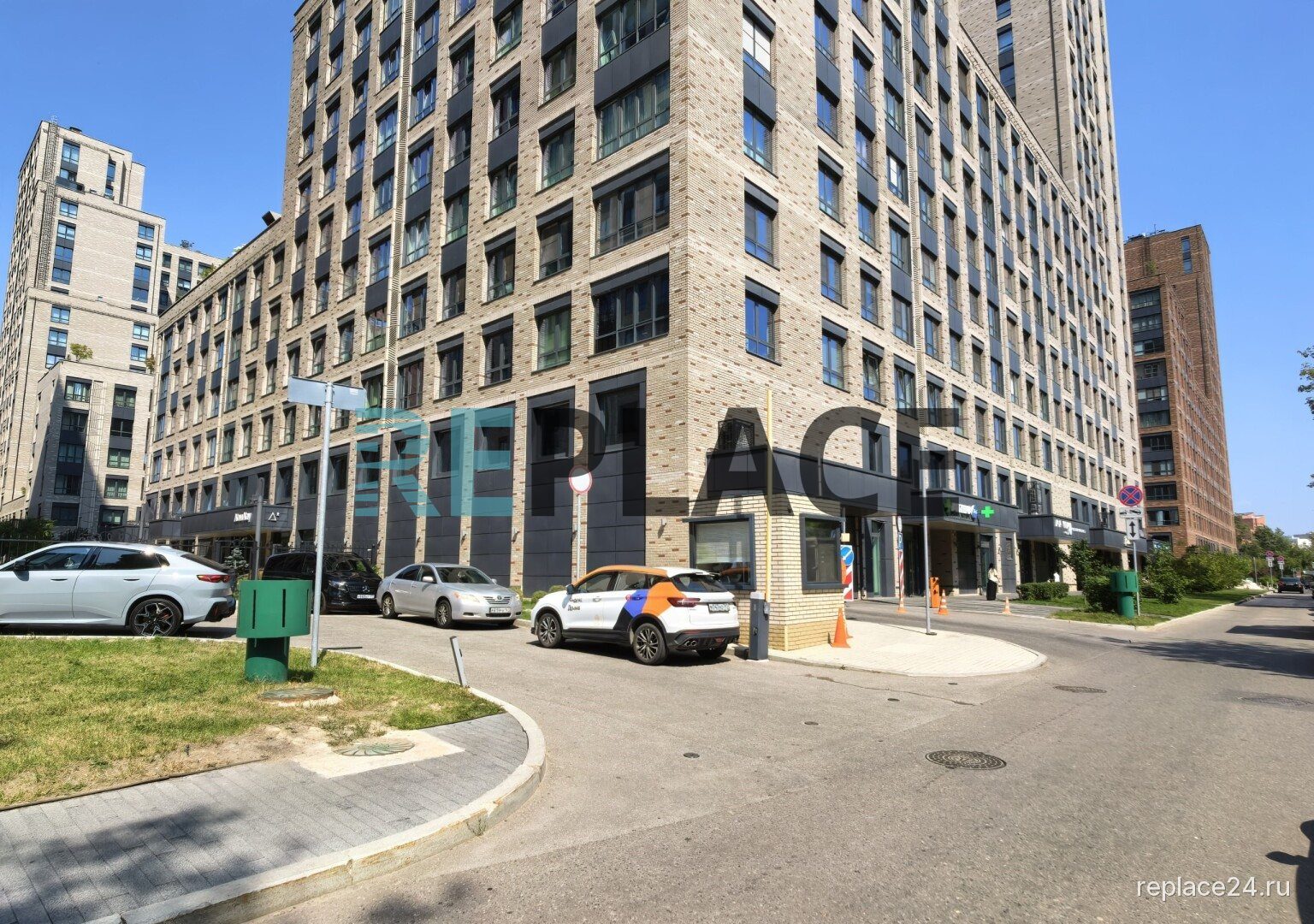 Помещение свободного назначения, 932,8 м²